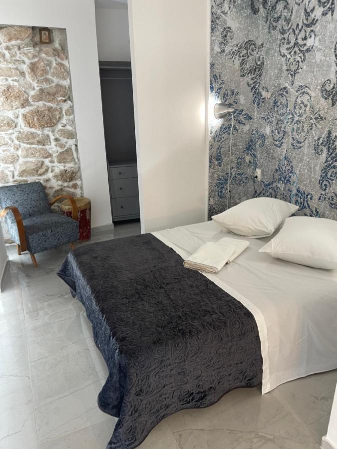 C Apartment *