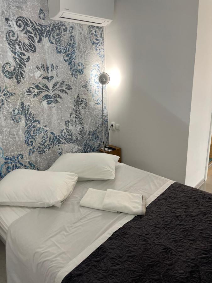 C Apartment *