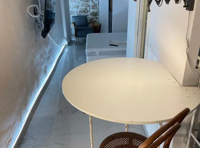 Cres Studio C
